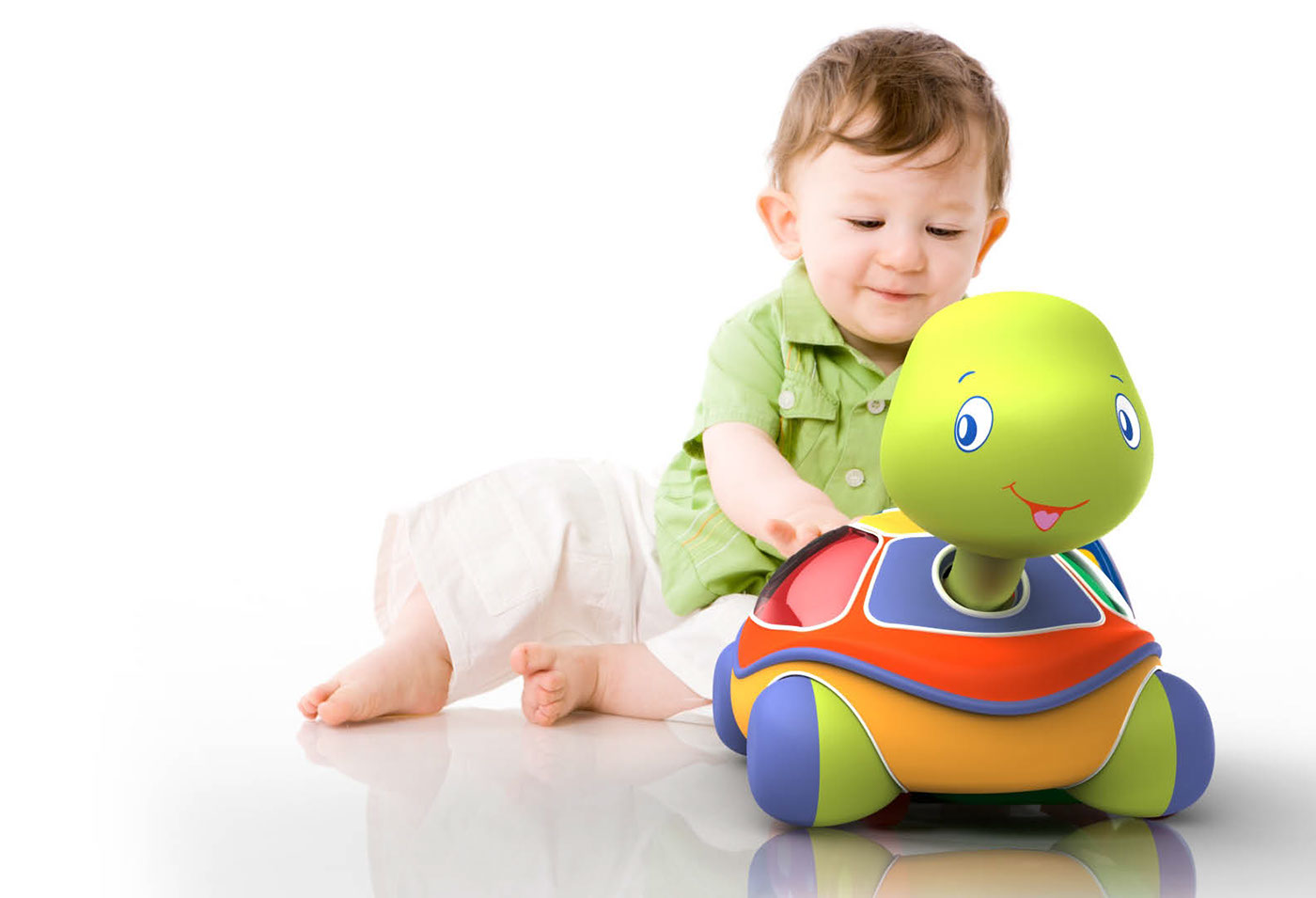 特朗普100%关税的实际影响或低于预期:美银分析科技巨头的应对策略