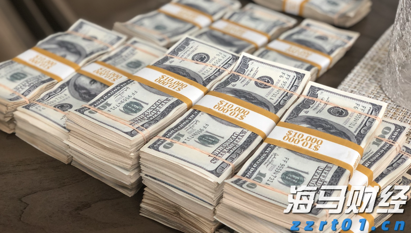 市政务服务中心推出便民措施提升企业办事效率