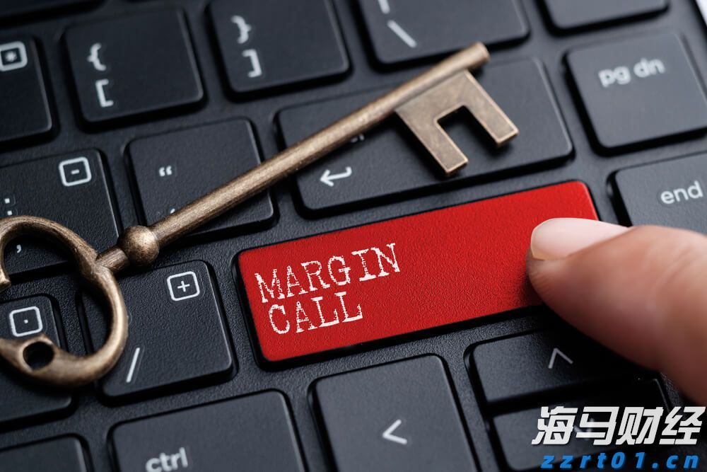 比特币突破12.2万美元逼近历史高位，机构资金流入推动加密市场涨势