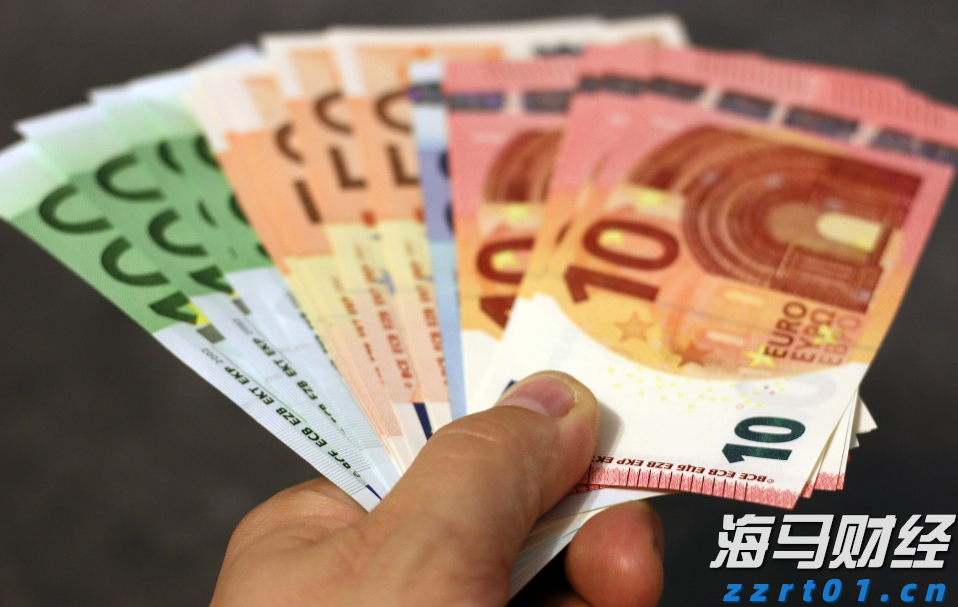 华尔街的分歧：Stifel警告标普500可能下跌14%，Trivariate预测两年内将达7000点